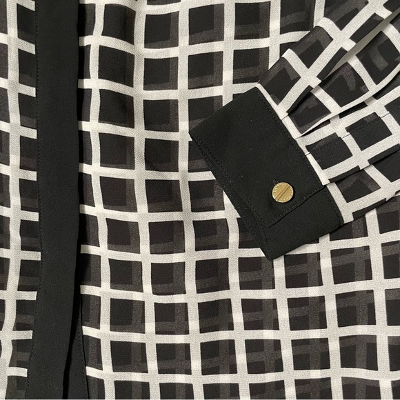 Michael Kors windowpane button down blouse. NWOT - Picture 9 of 9